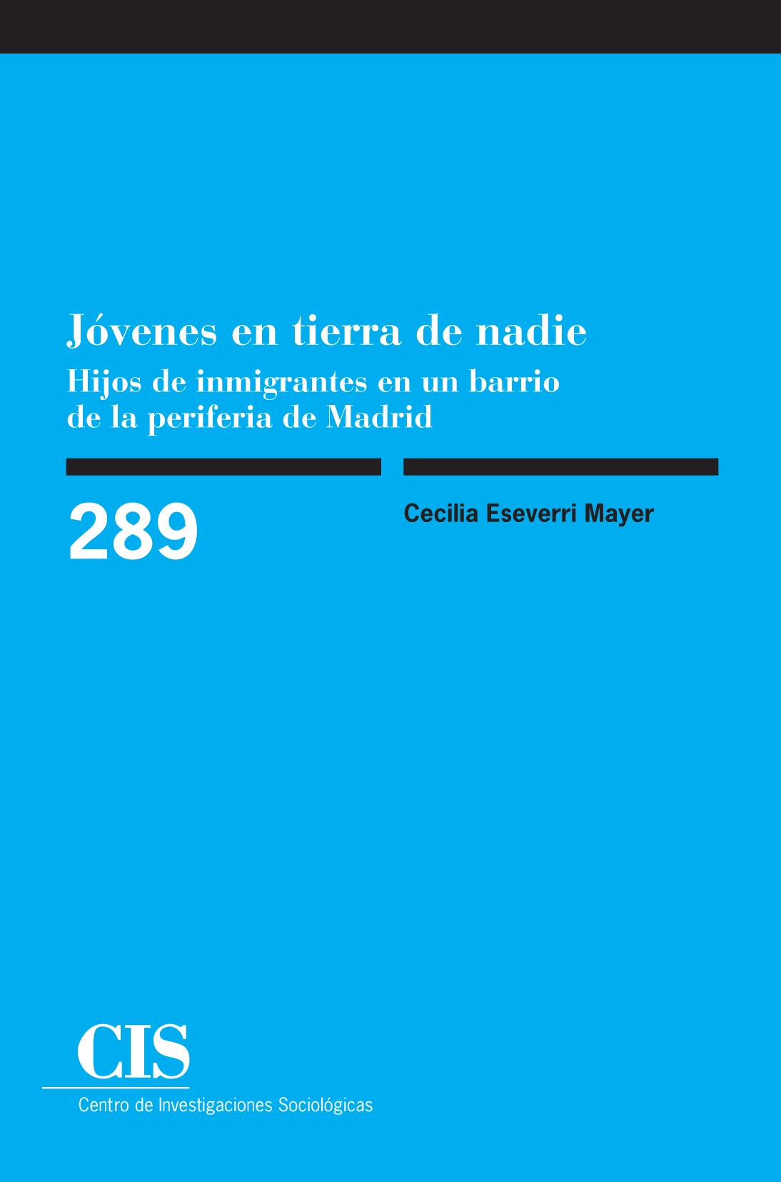Jóvenes en tierra de nadie hijos de inmigrantes en un barrio de la periferia de Madrid